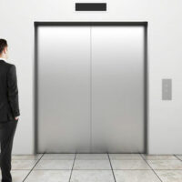 4 crucial factors to choosing the right home elevator