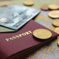 5 Reasons to get a travel currency card