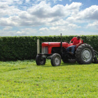 A quick guide to buy the right farm tractor for your needs