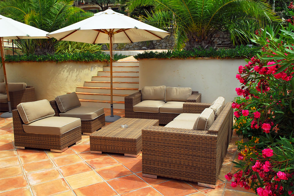 Best outdoor furniture materials to use