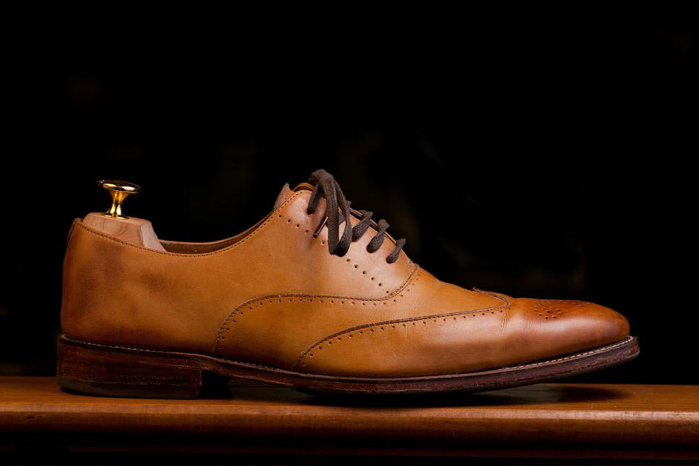 How to choose the right dress shoes