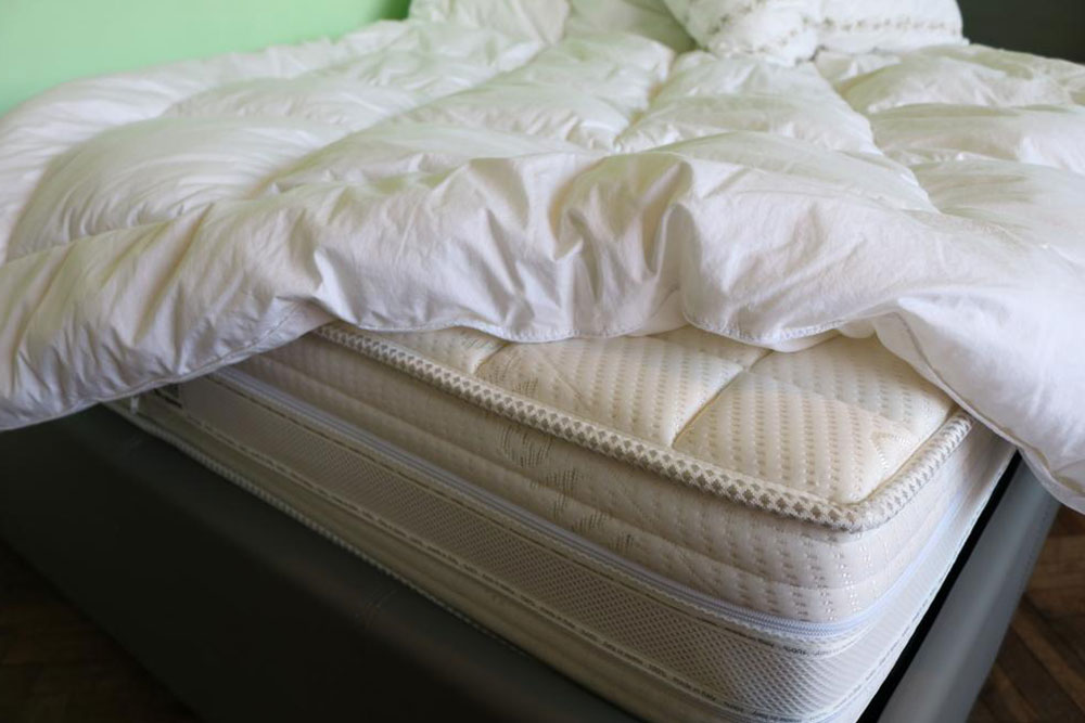 Lucid gel memory foam mattress you should buy