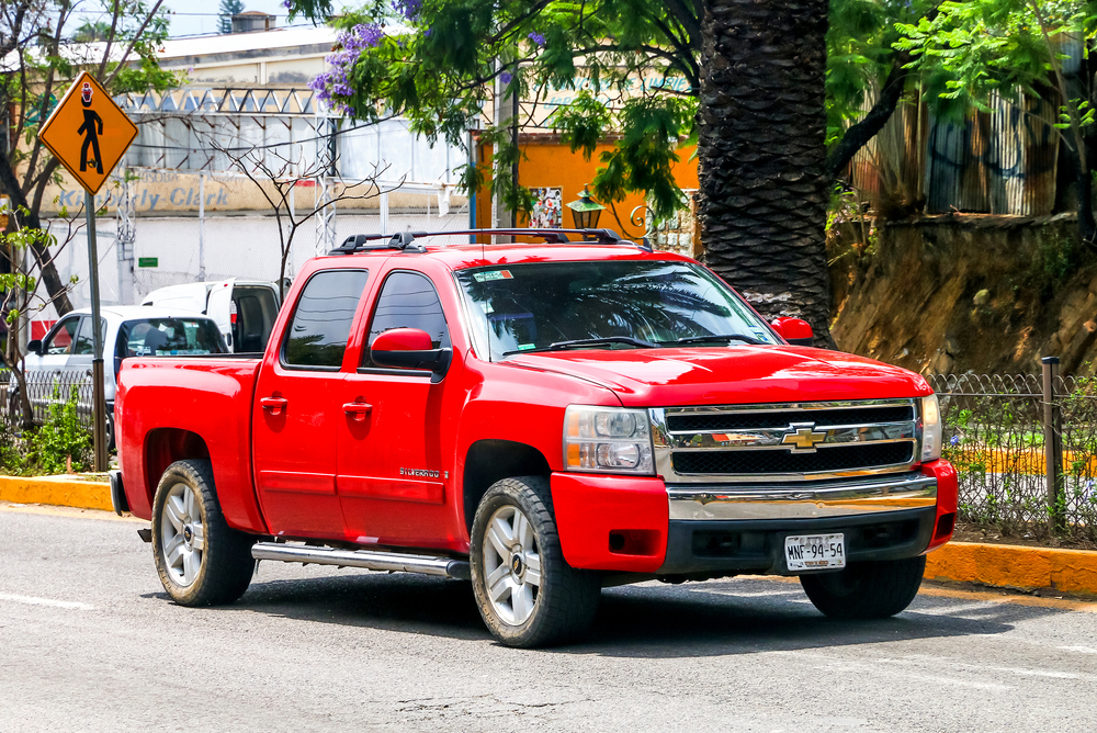 4 Factors That Every Prospective Chevy Silverado 2017 Buyer Should Know